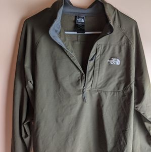North Face men's Pull over